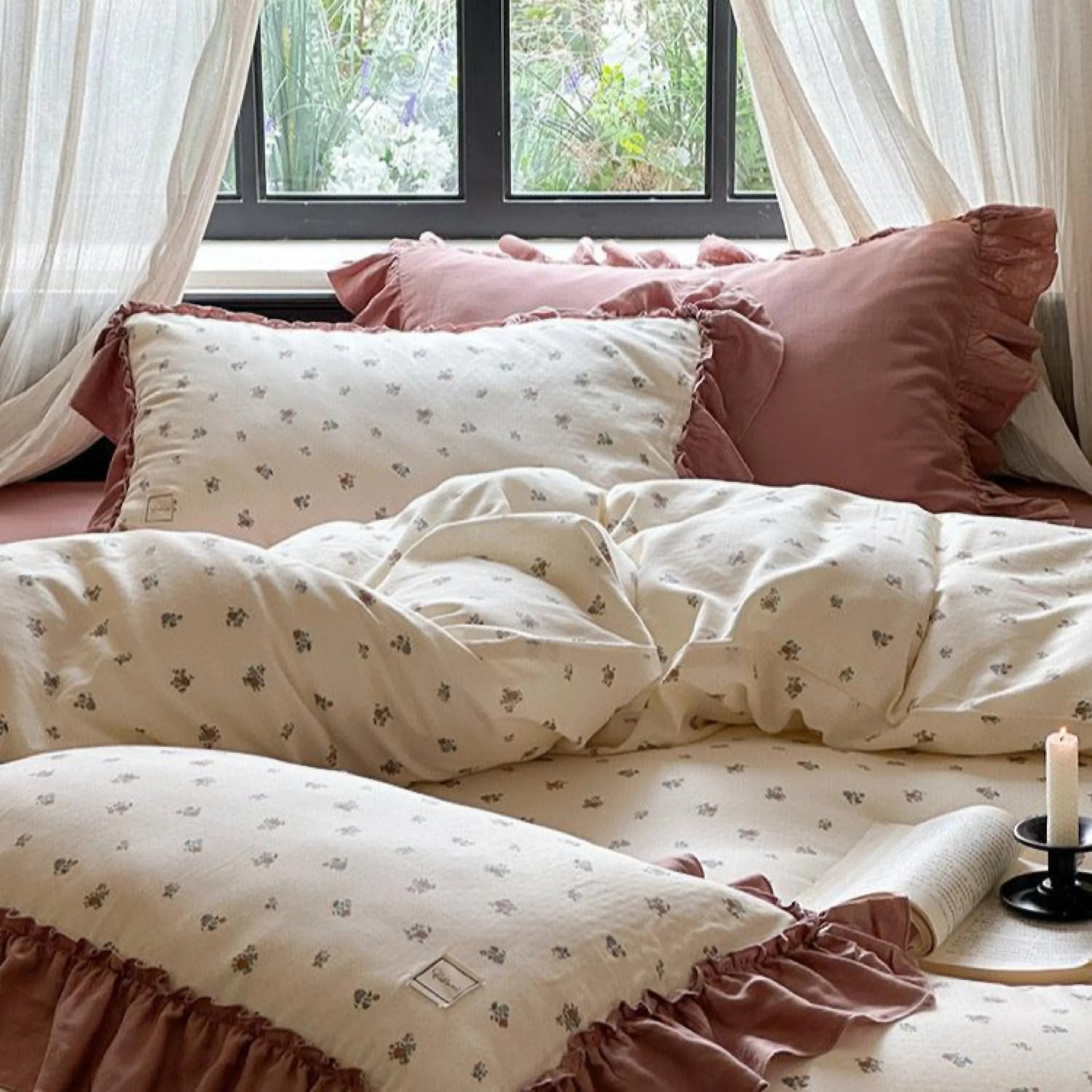 Vivienne Floral Double Gauze Bedding Set / Blue Ocean Ever Lasting