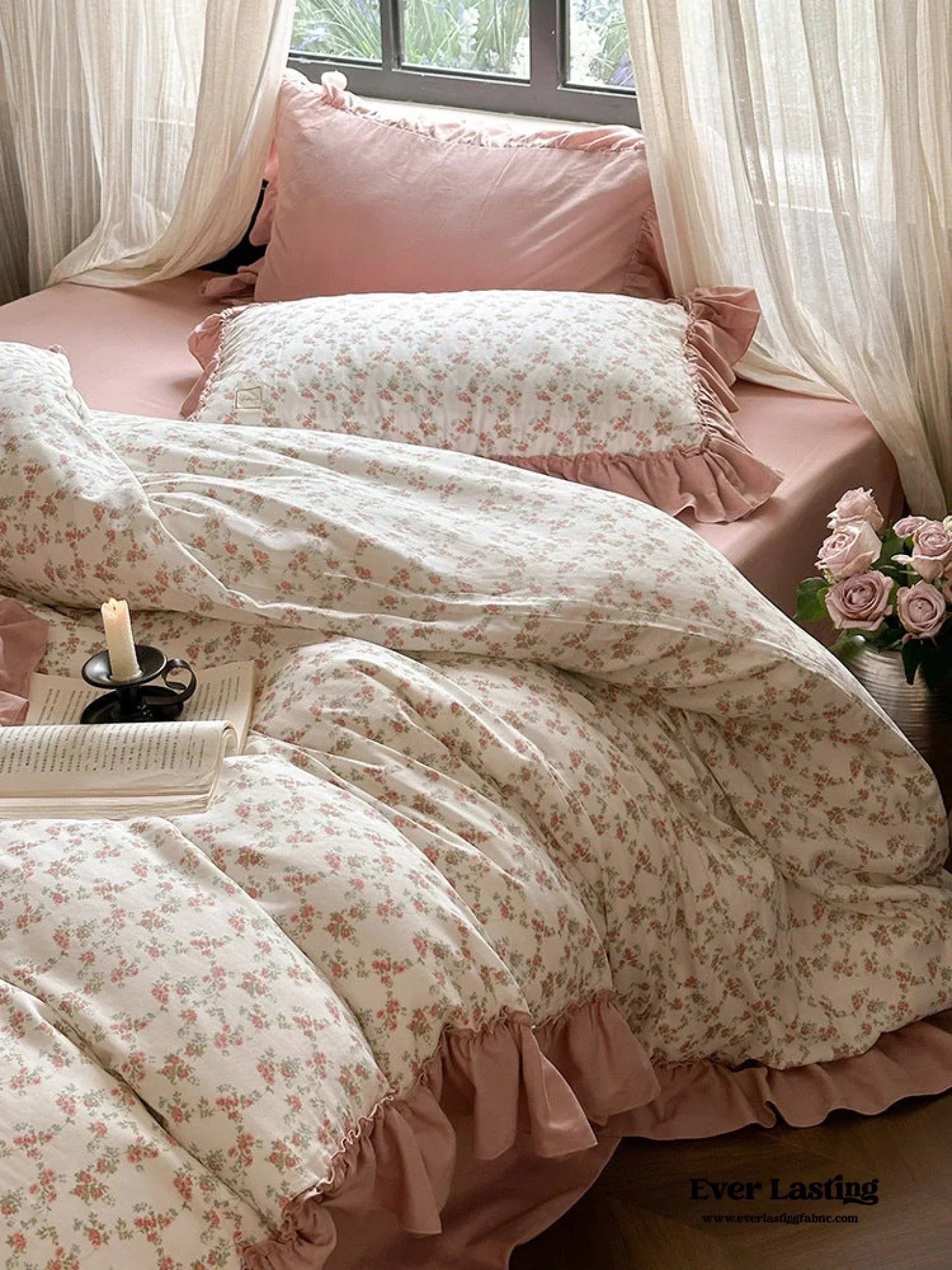 Vivienne Floral Double Gauze Bedding Set / Cobalt Blue Ever Lasting