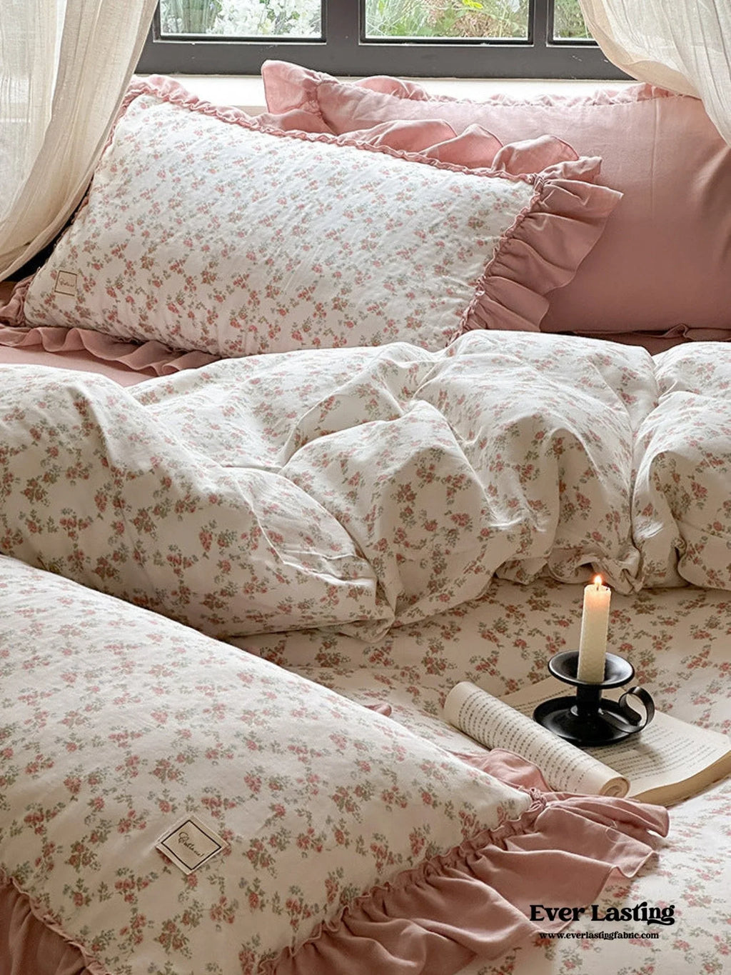 Vivienne Floral Double Gauze Bedding Set / Maroon Red Ever Lasting