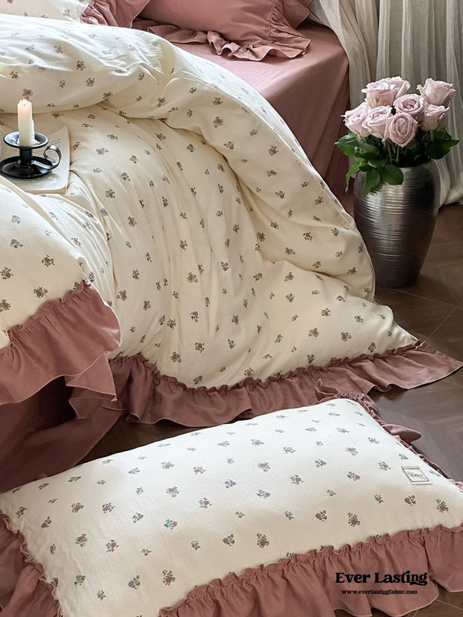 Vivienne Floral Double Gauze Bedding Set / Maroon Red Ever Lasting