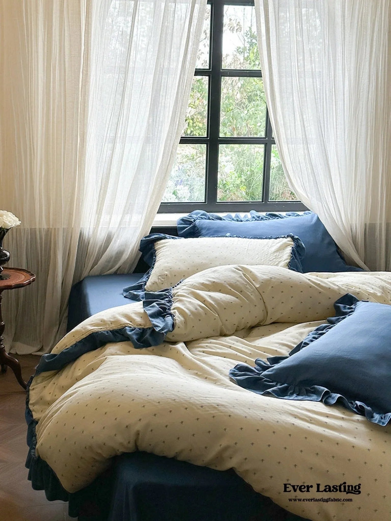 Vivienne Floral Double Gauze Bedding Set / Maroon Red Ever Lasting