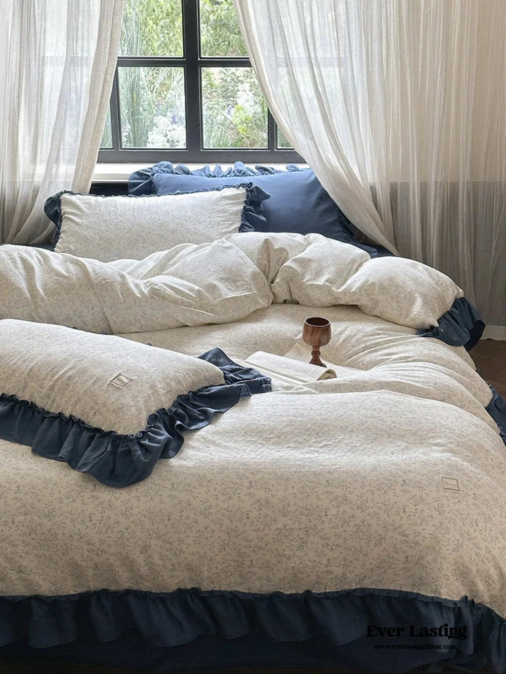 Vivienne Floral Double Gauze Bedding Set / Maroon Red Ever Lasting