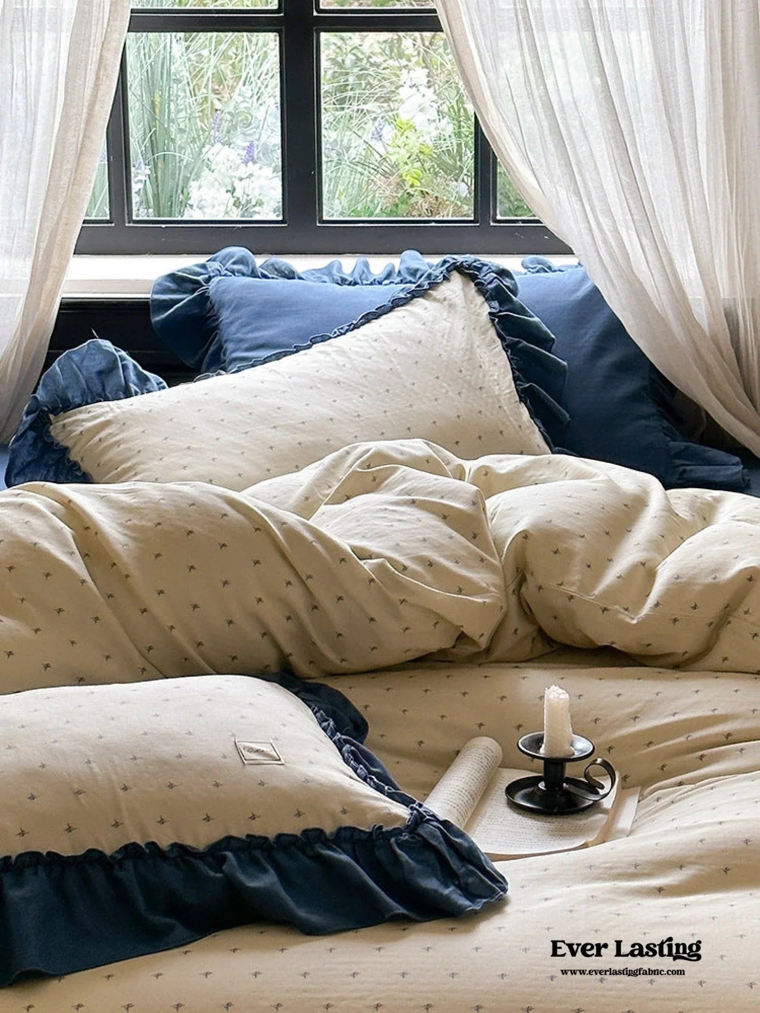 Vivienne Floral Double Gauze Bedding Set / Maroon Red Ever Lasting