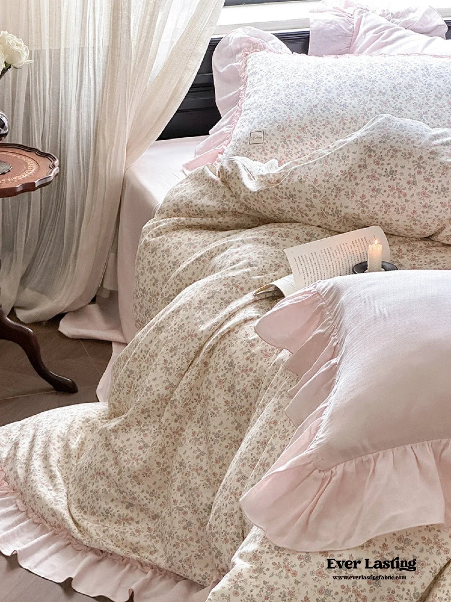 Vivienne Floral Double Gauze Bedding Set / Maroon Red Ever Lasting