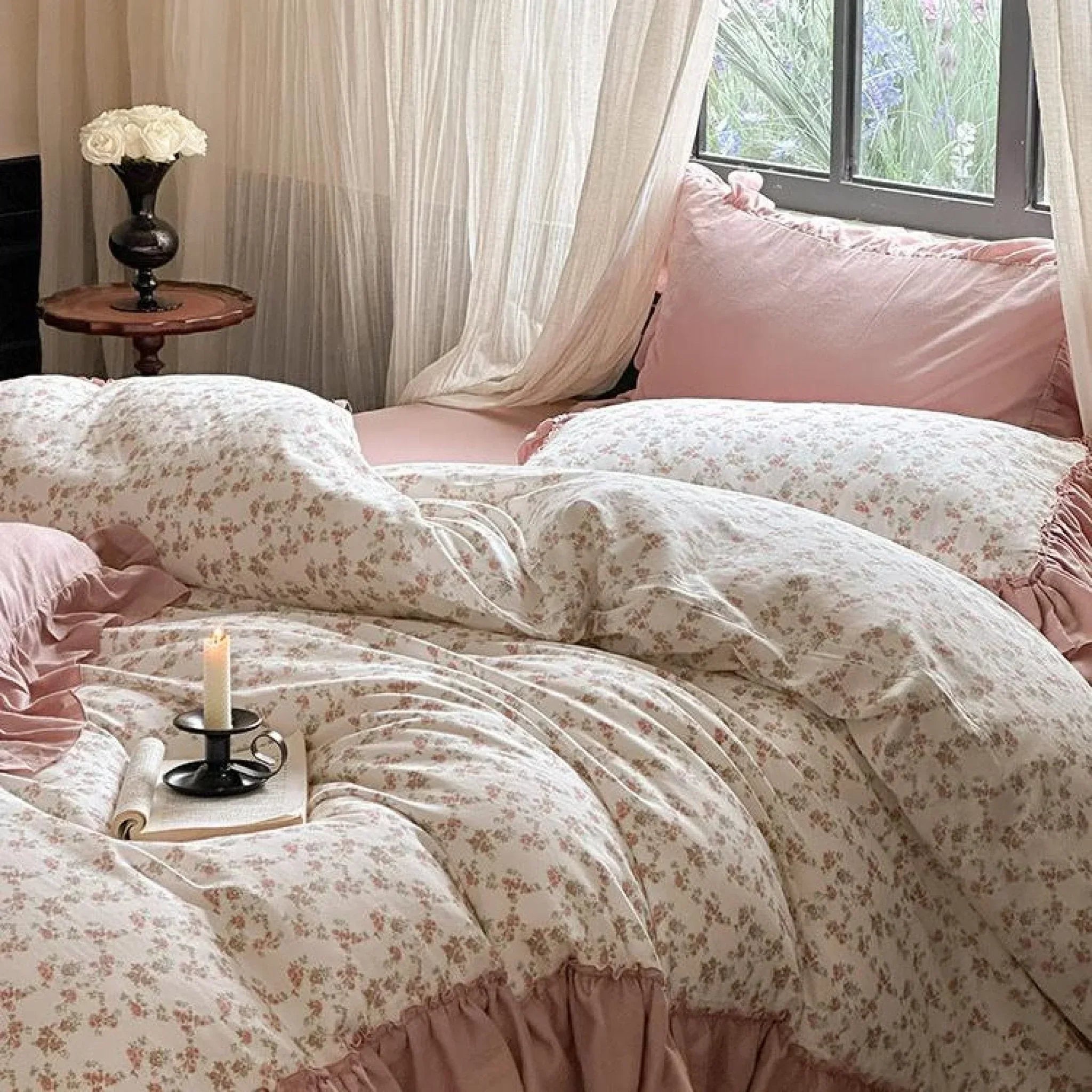 Vivienne Floral Double Gauze Bedding Set / Maroon Red Ever Lasting