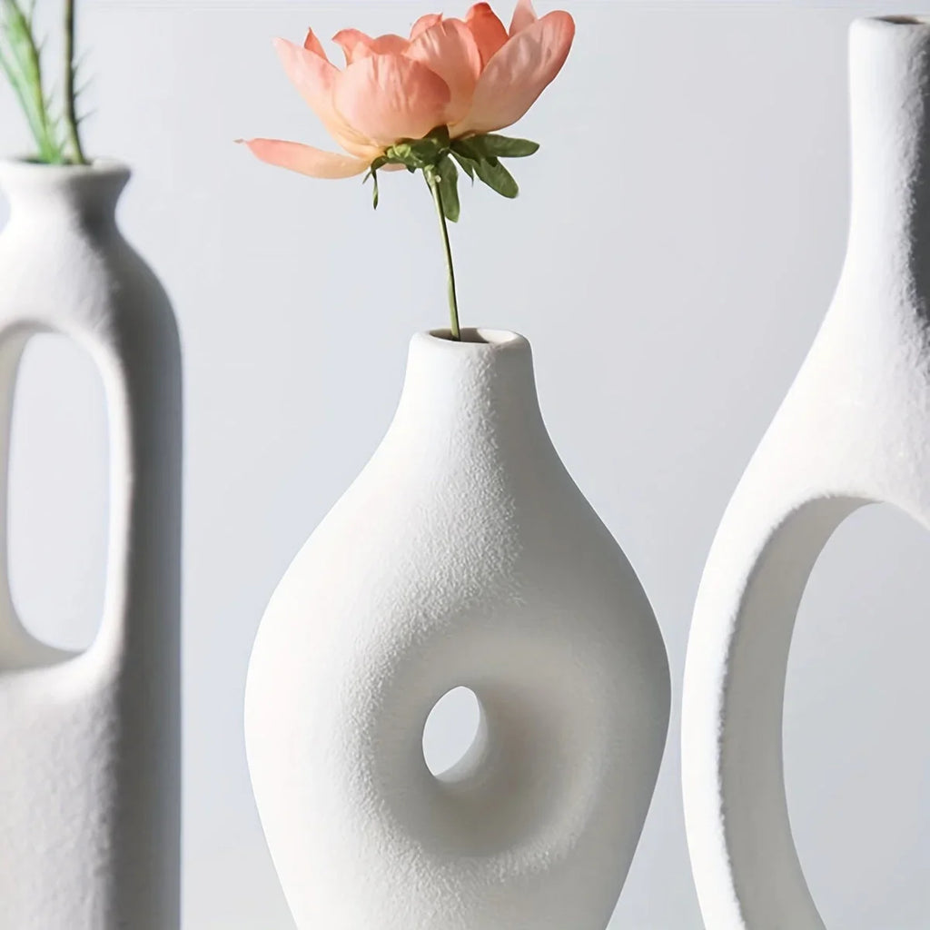 White ceramic vases, set of four, decorative pieces - House of Avana