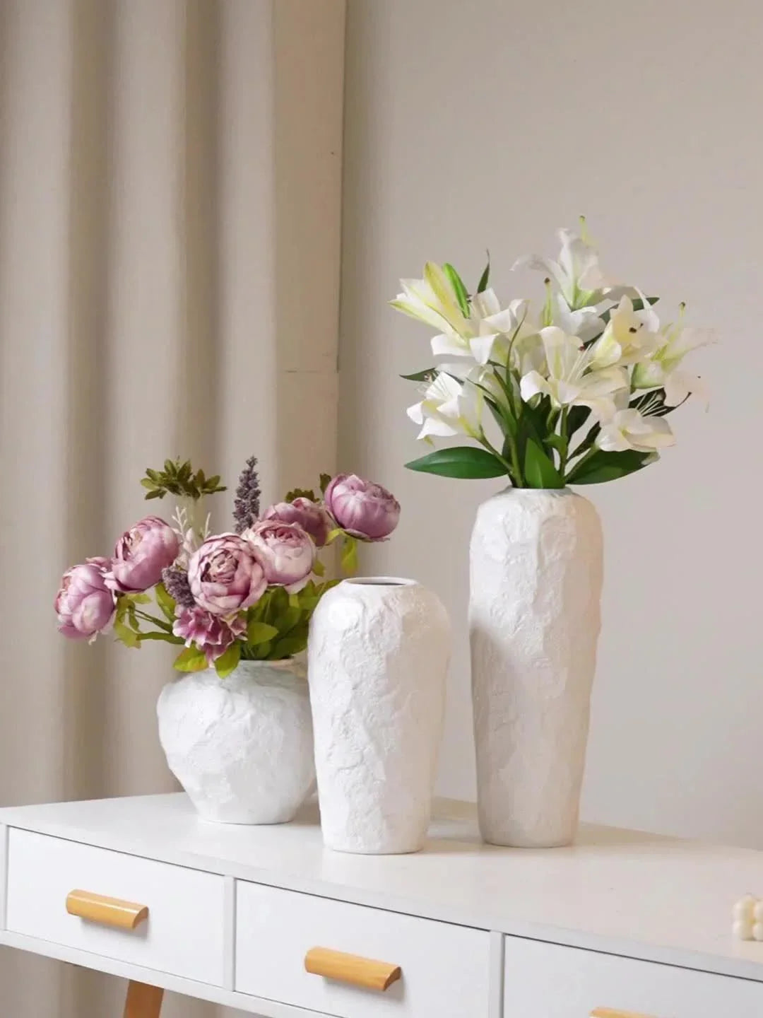 Ceramic Vase with Stone Pattern, White Geometric Floral Design, top view - House Of Avana
