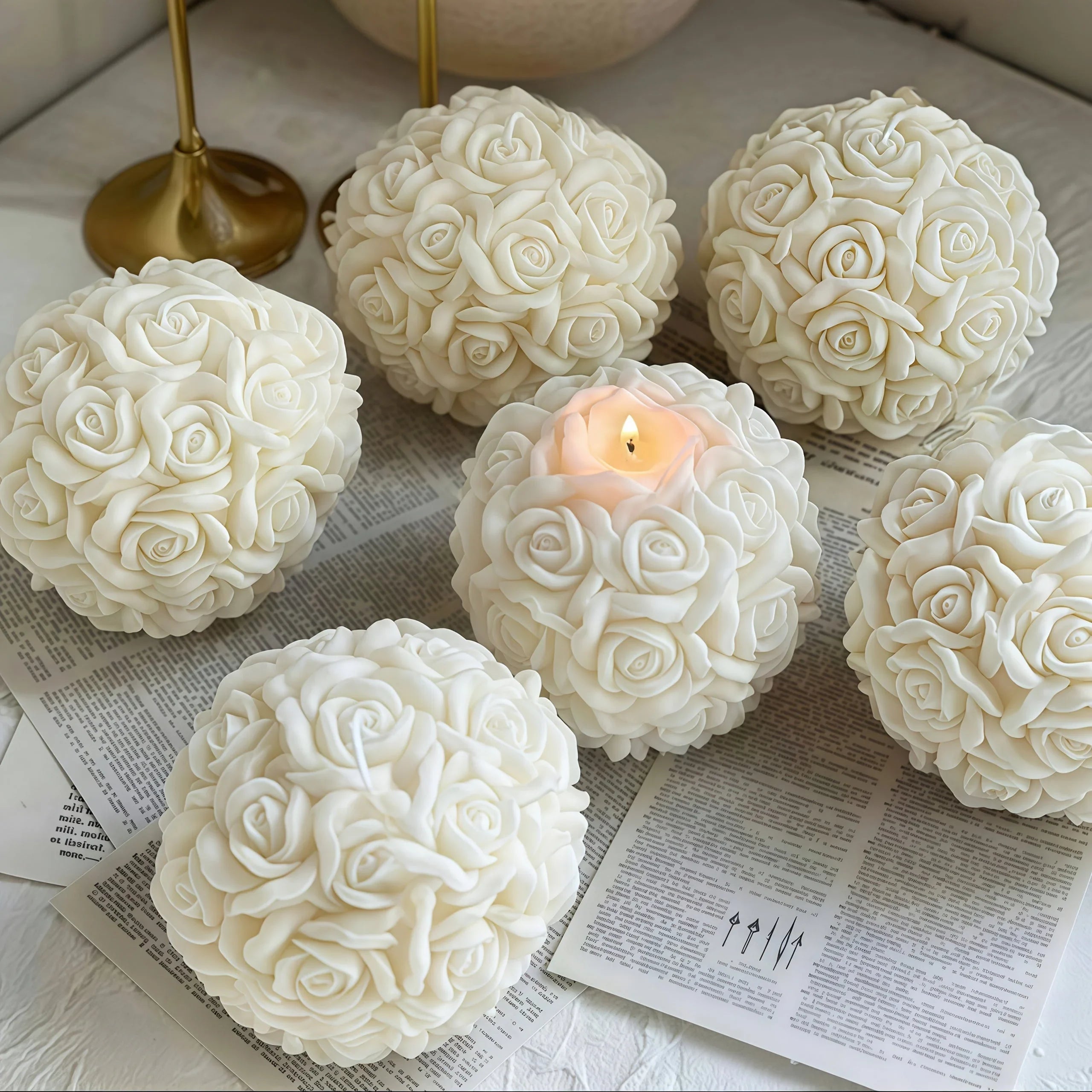 White Rose Soy Wax Scented Candle - House Of Avana