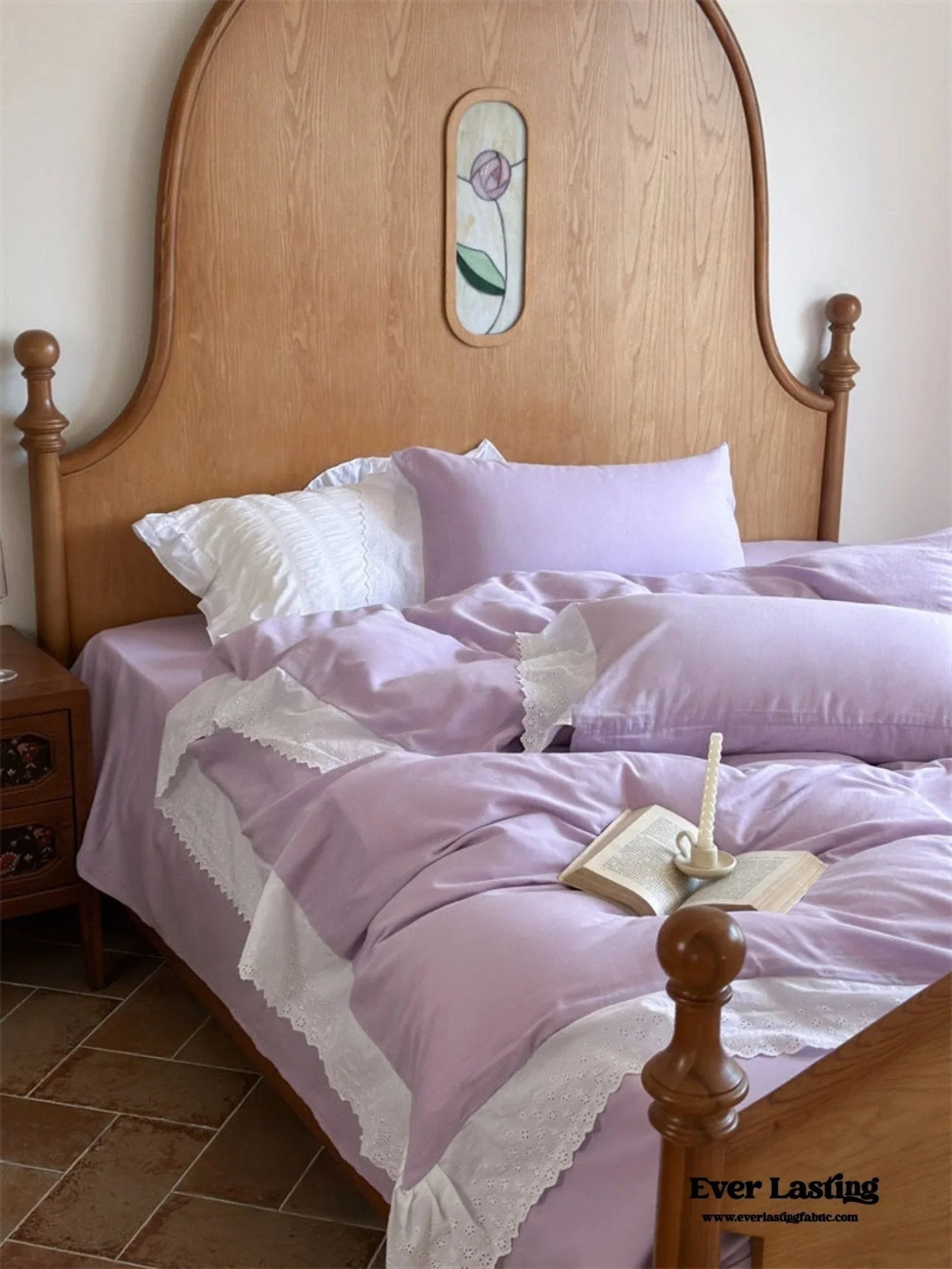 White Ruffle Lace Bedding Set / Purple Ever Lasting