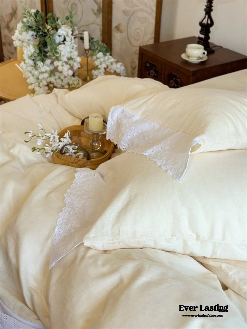 White Ruffle Lace Bedding Set / Purple Ever Lasting