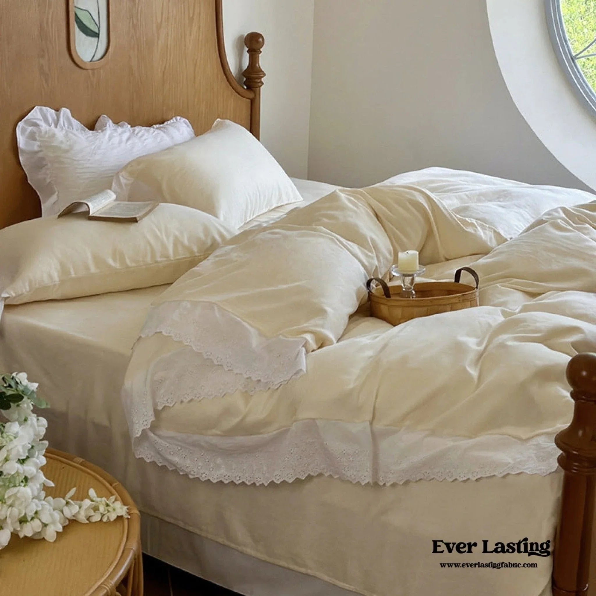 White Ruffle Lace Bedding Set / Purple Ever Lasting