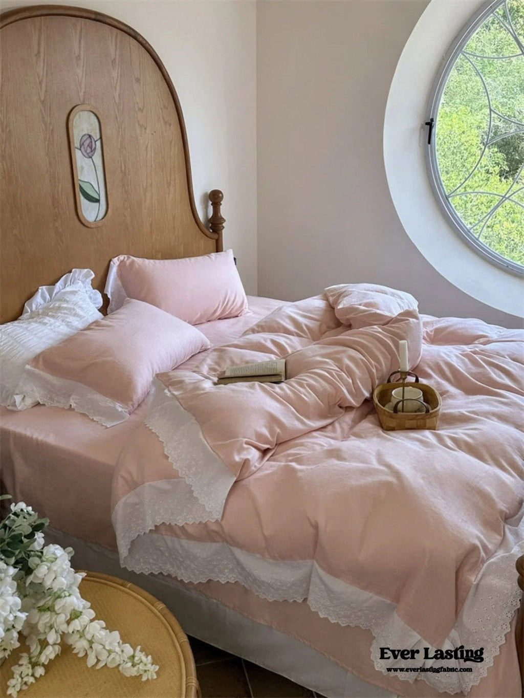 White Ruffle Lace Bedding Set / Purple Ever Lasting