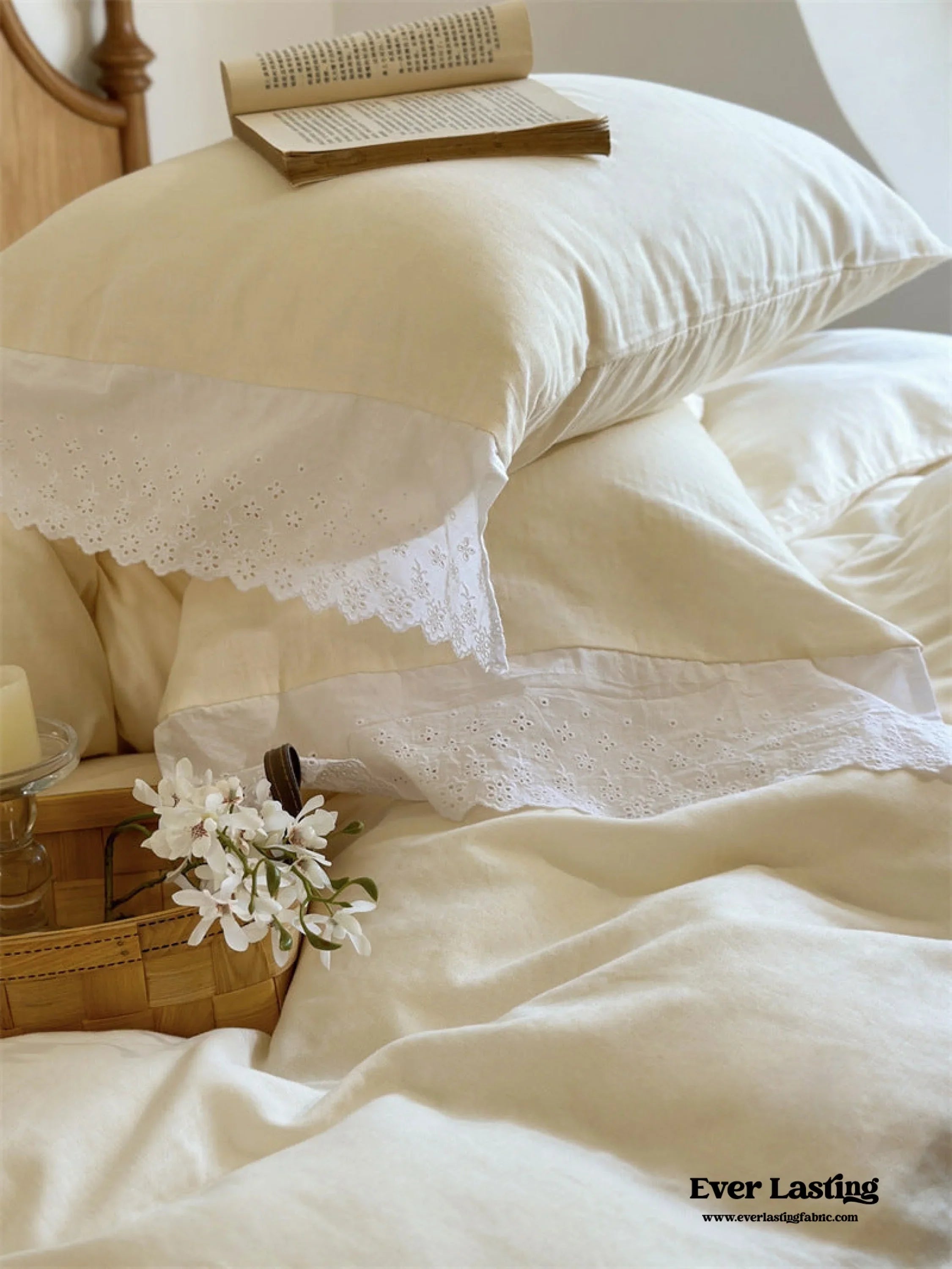 White Ruffle Lace Bedding Set / Purple Ever Lasting