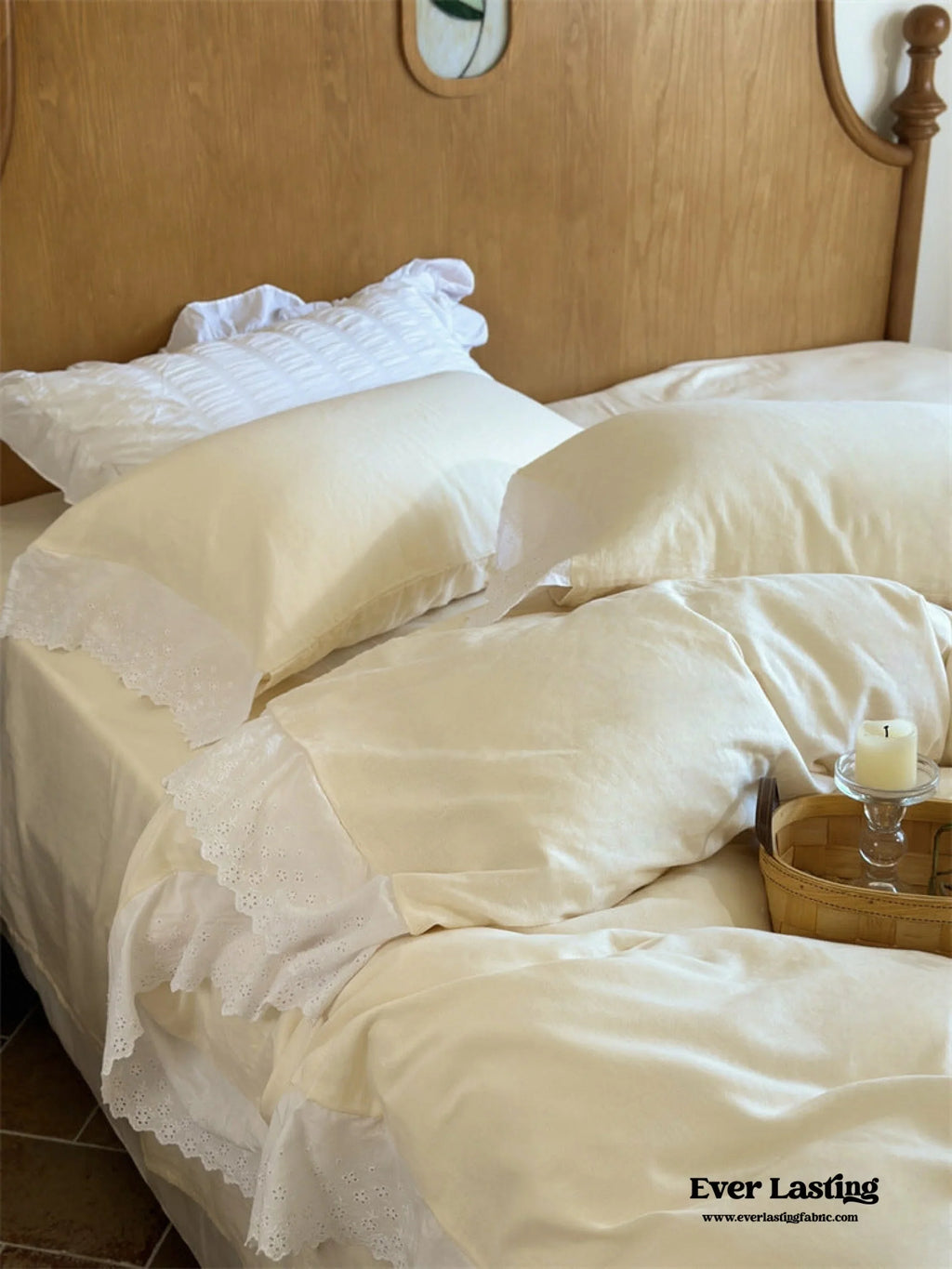 White Ruffle Lace Bedding Set / Purple Ever Lasting