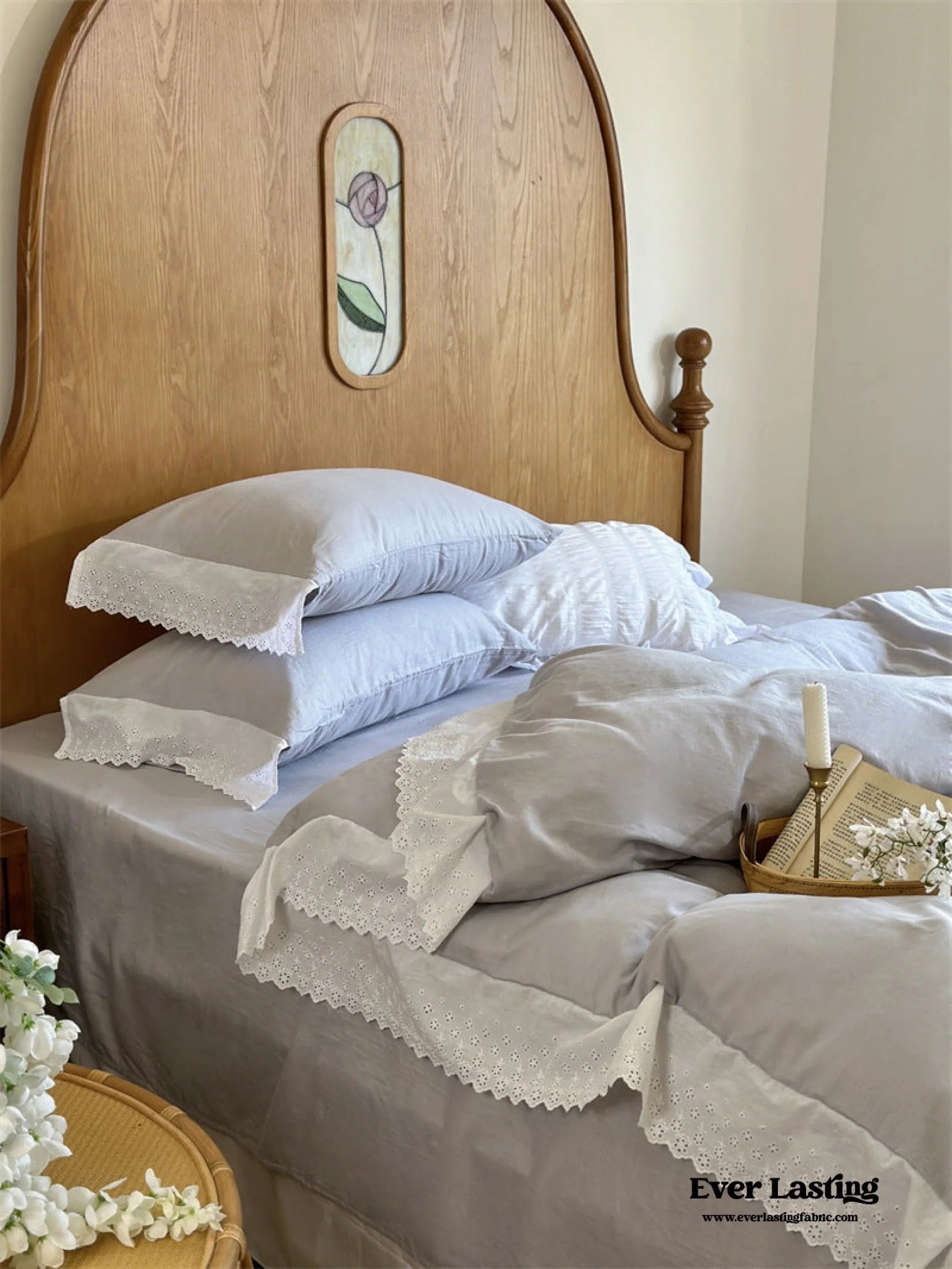 White Ruffle Lace Bedding Set / Purple Ever Lasting