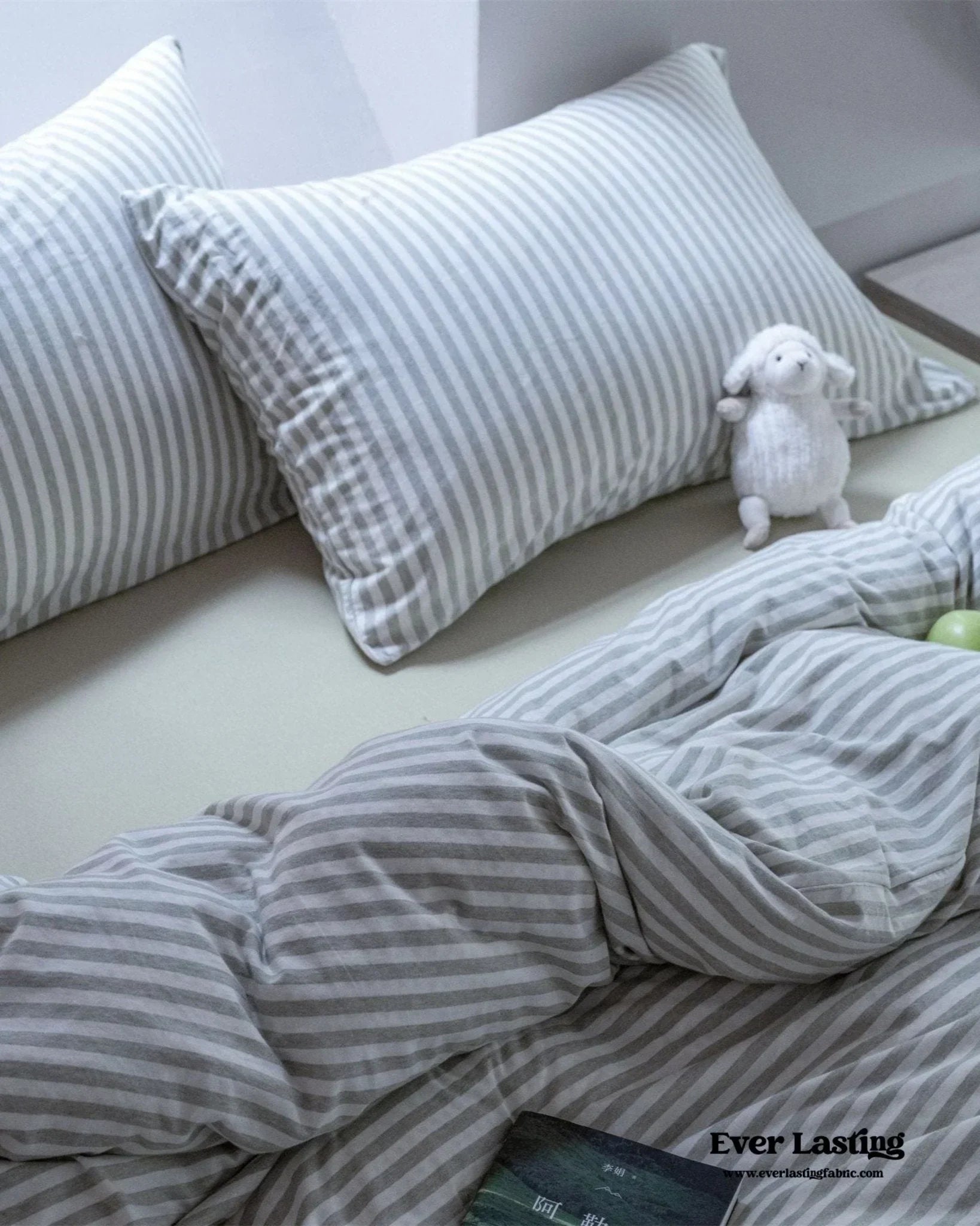 Wren Fresh Striped Jersey Knit Bedding Set / Green Ever Lasting