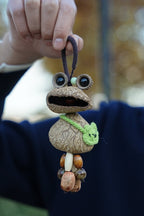 "The Wandering Frog" Seed Knit Charm