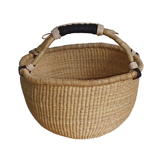 Hand-Crafted Round Bolga Basket with Black Handle | House Of Avana