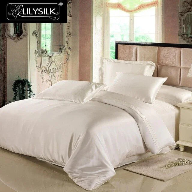 19 Momme Seamless Mulberry Silk 4 Piece Luxury Bedding Set - House Of Avana